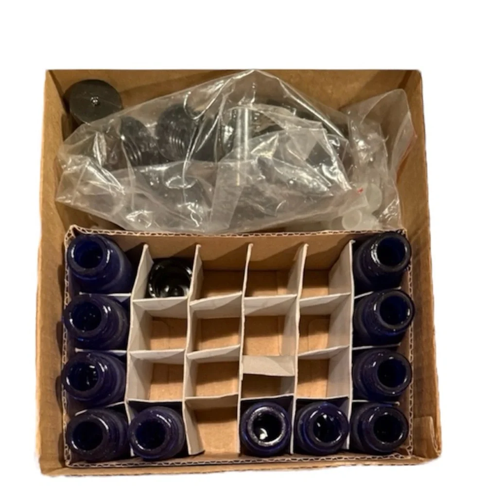 Cases for Oils - Picture 6 of 6